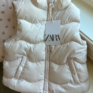 NWT Zara toddler girls puff vest!!!